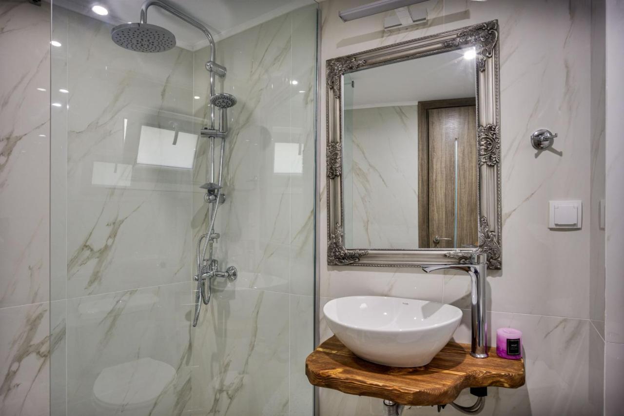 Valide Suite By Estia Heraklion  ภายนอก รูปภาพ